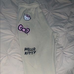 HELLO KITTY sweat pants from Forever 21